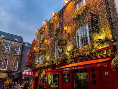 Írország fényei: adventi időutazás Dublinban
